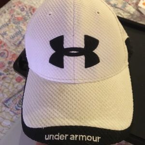 Women’s Under Armour hat